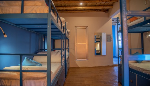 Dormitorio compartido, solo para mujeres (Bed-in 6 beds)