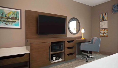 Habitación, 1 cama de matrimonio grande, frigorífico y microondas