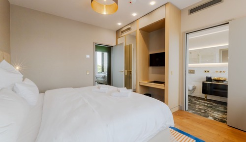 Ático presidencial, 3 habitaciones, patio, vistas a la ciudad