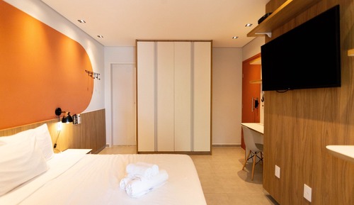 Suite 2