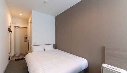 Habitación estándar doble (check-in is not available after 11PM)