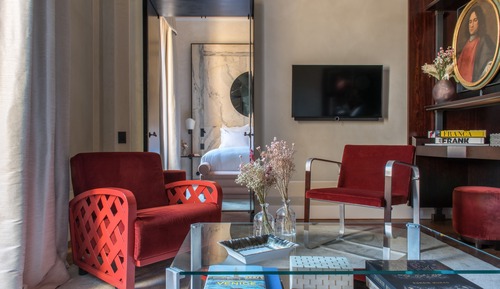 Suite estándar, 1 cama de matrimonio grande, acceso a la piscina, vistas a la ciudad