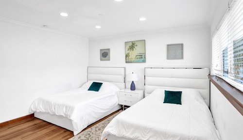 Apartamento familiar, 5 habitaciones, acceso a la piscina