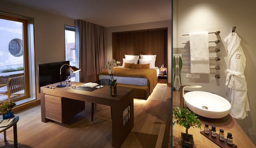 Deluxe Double Room with Balcony