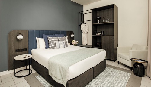 Habitación superior con 1 cama doble o 2 individuales