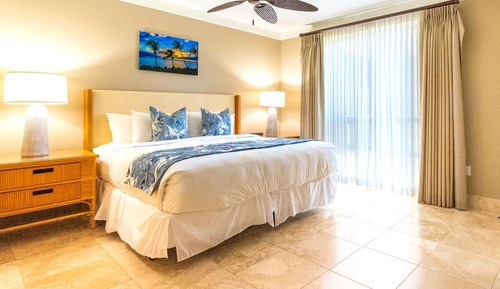 Apartamento, 2 habitaciones, balcón, vistas al mar (HKH-409)