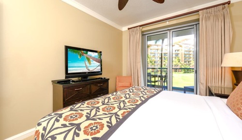Apartamento, 2 habitaciones, balcón, vistas parciales al mar (HKH-242)