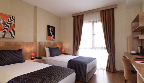 Habitación estándar con 1 cama doble o 2 individuales