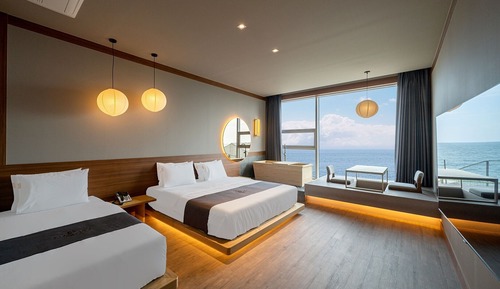 H. Hinoki Twin, Ocean View