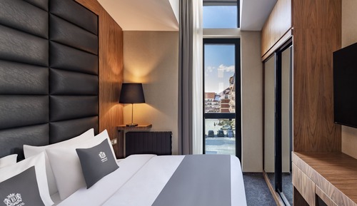 Habitación estándar con 1 cama doble o 2 individuales