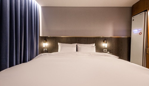Habitación Premium doble, 1 cama de matrimonio grande, no fumadores, vistas a la ciudad