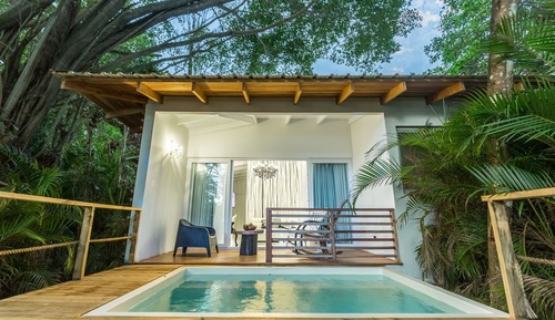 Gigi Hip Suite, Ocean View with Pool