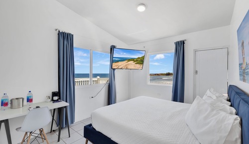 Habitación básica, junto a la playa
