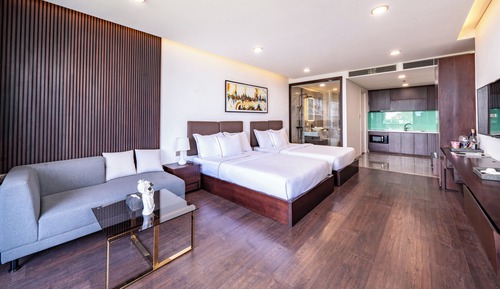 Habitación familiar, vistas al río