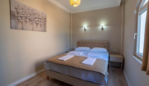 Habitación básica, 1 cama doble, no fumadores, vistas al jardín