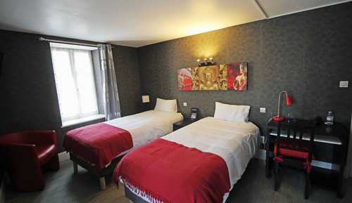 Habitación estándar con 1 cama doble o 2 individuales