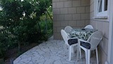 Apartment (Tatjana - 300 m from beach - A1(2+2))