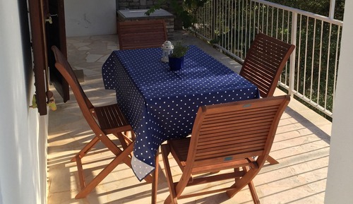 House (Vanesa - 50m from the sea - H(3+1))