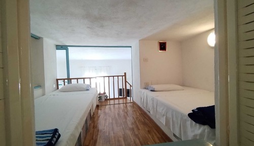 Apartamento, 2 habitaciones, fumadores, balcón