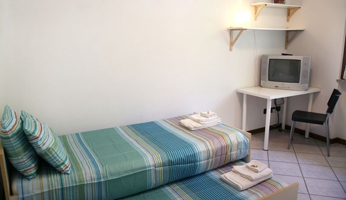 Apartamento, 2 habitaciones, terraza, vistas al jardín