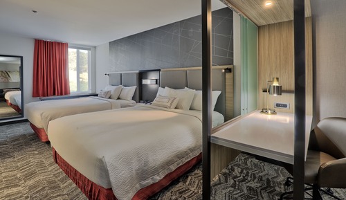 Suite, 2 camas de matrimonio, vistas a la montaña (Hearing Accessible)