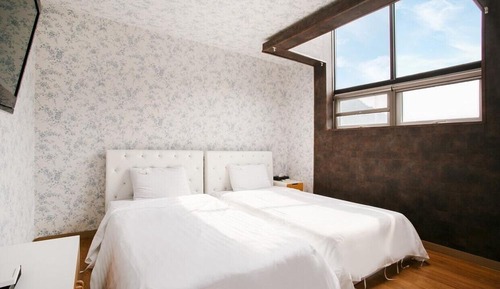 Habitación (Blue)