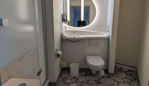 Habitación triple, varias camas