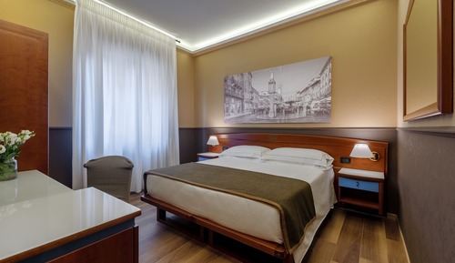 Habitación estándar con 1 cama doble o 2 individuales