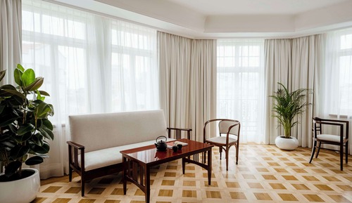 Suite (Art Deco Suite)