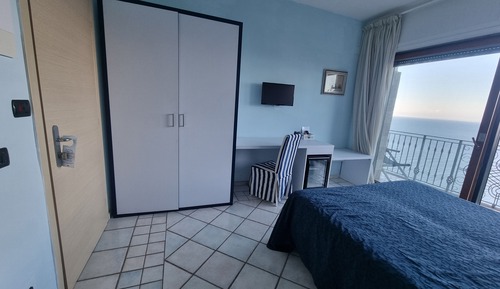 Habitación Confort doble, vistas al mar