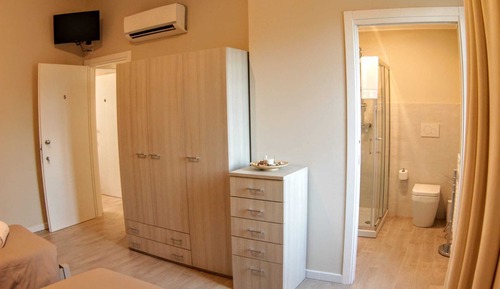 Habitación triple Deluxe (5)