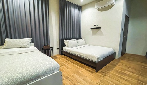 4 Bedrooms with Private Pool Villa