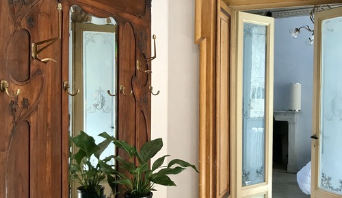 Apartamento (Blue fresco apartment)