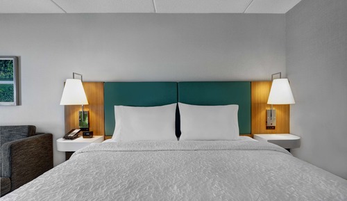 Habitación, 1 cama de matrimonio grande con sofá cama, no fumadores, frigorífico y microondas