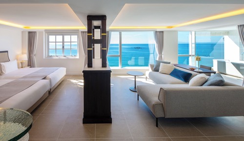 Suite Deluxe, no fumadores (French Dinner [7:30~8:00PM])