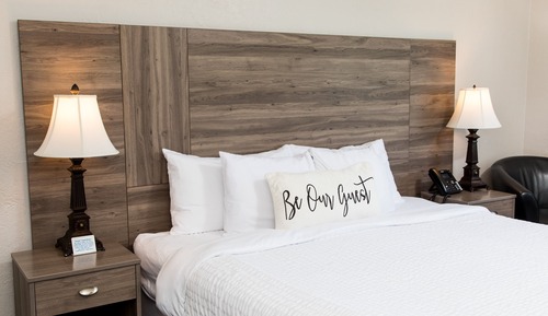 Habitación individual básica, 1 cama de matrimonio grande