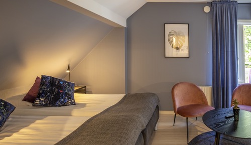 Twin Room Mini