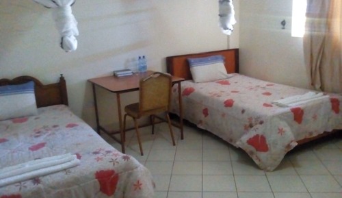 Habitación con 2 camas individuales