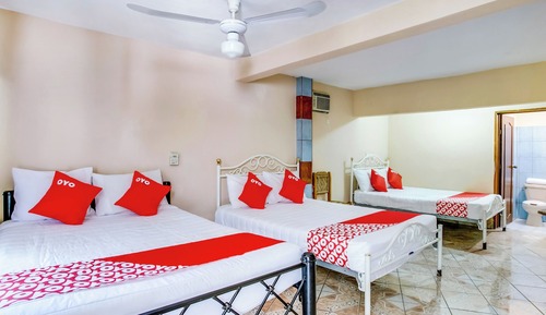 Habitación triple familiar, varias camas