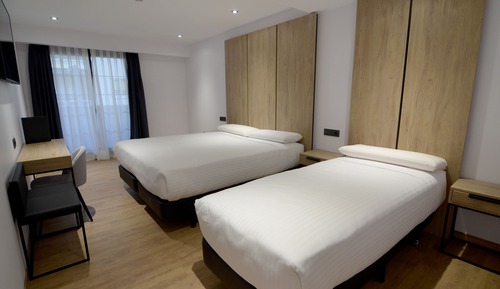 Habitación con 2 camas individuales