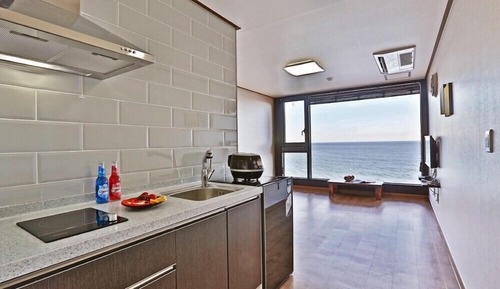 Habitación (303)