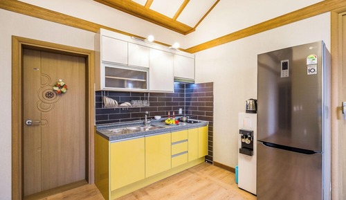 Habitación (203)