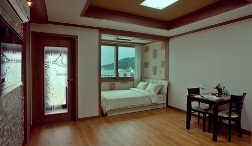 Habitación (Eun Eo)