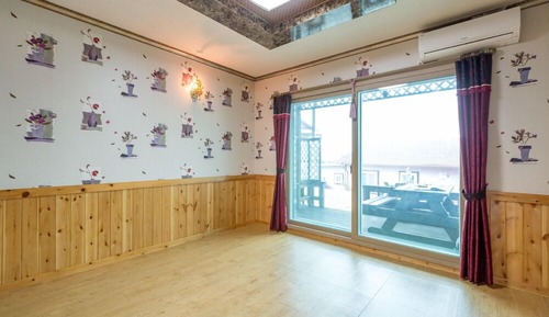 Habitación (103)