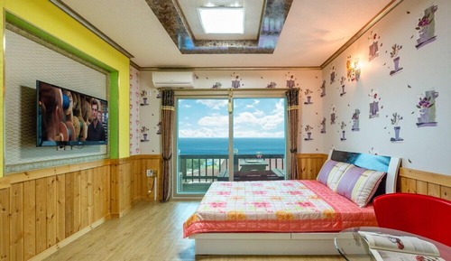 Habitación (202)
