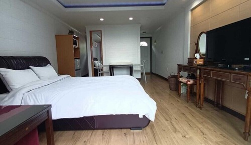 Habitación (Camellia)