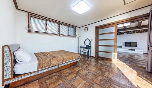 Habitación (201)