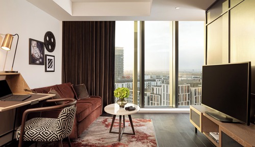 Suite (Gantry)