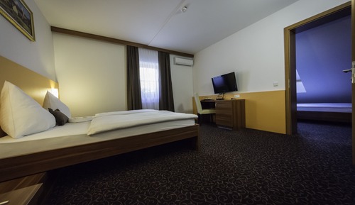 Habitación cuádruple estándar