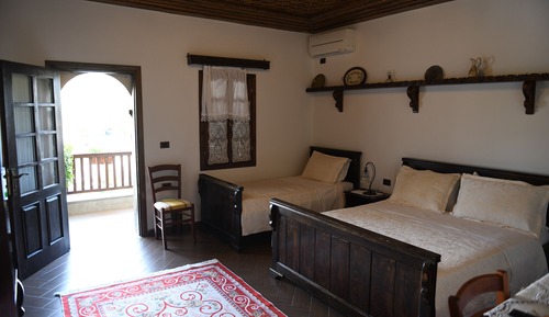 Habitación cuádruple, balcón